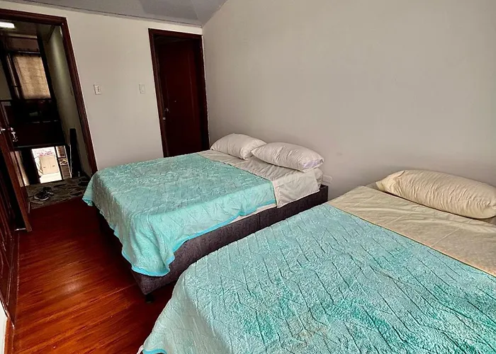 Kuyay Yachi Hostel